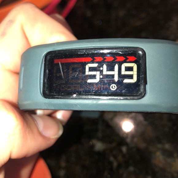 Garmin Vivofit fitness tracking watch - Picture 3 of 8